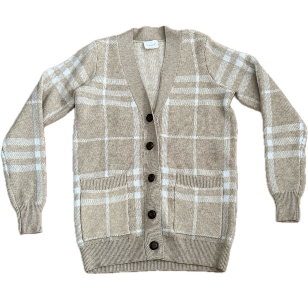 Cyrus Women’s Cardigan/Sweater